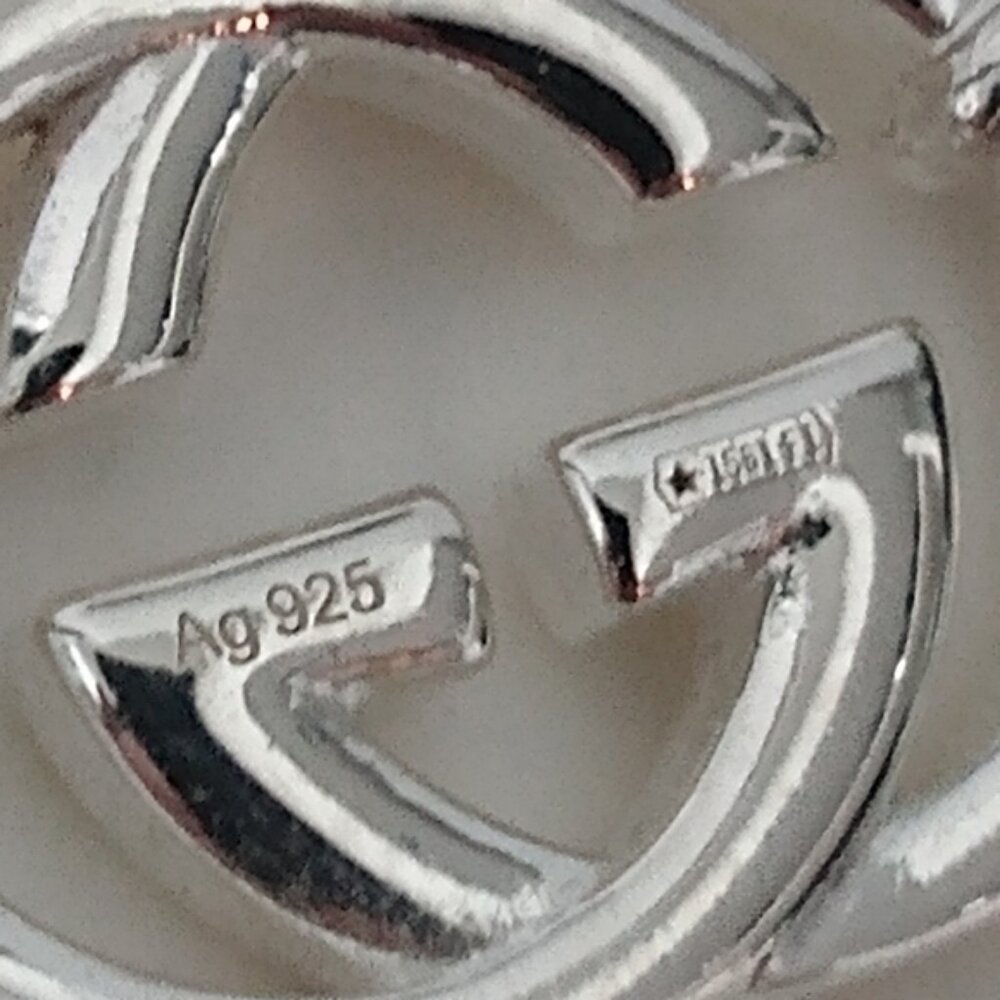 New, Gucci Sterling Silver Large "Brit" GG Hoop Earrings - Picture 12 of 16